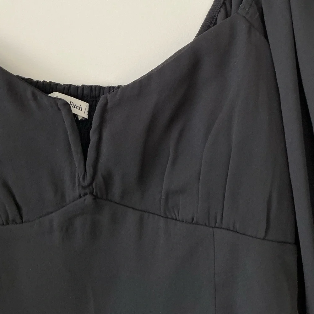 NWT Abercrombie & Fitch Black Blouse - Picture 3 of 7